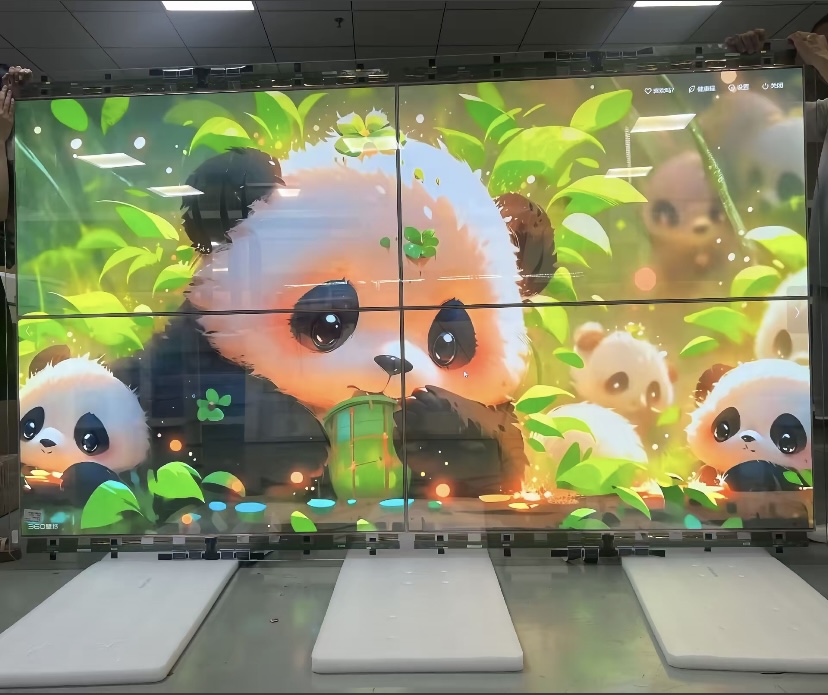 高端展示首選！OLED透明屏助力品牌高效傳播！